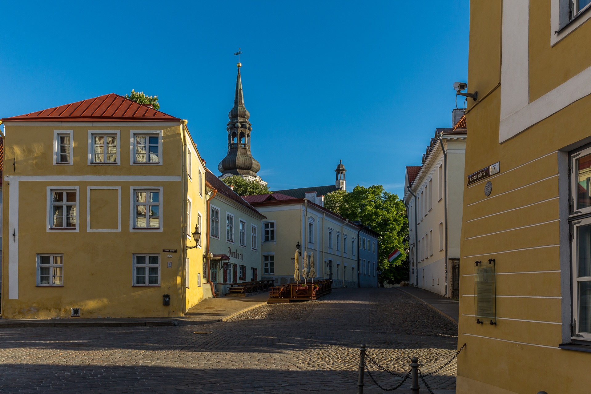 欧洲中世纪历史古城塔林 (7).jpg